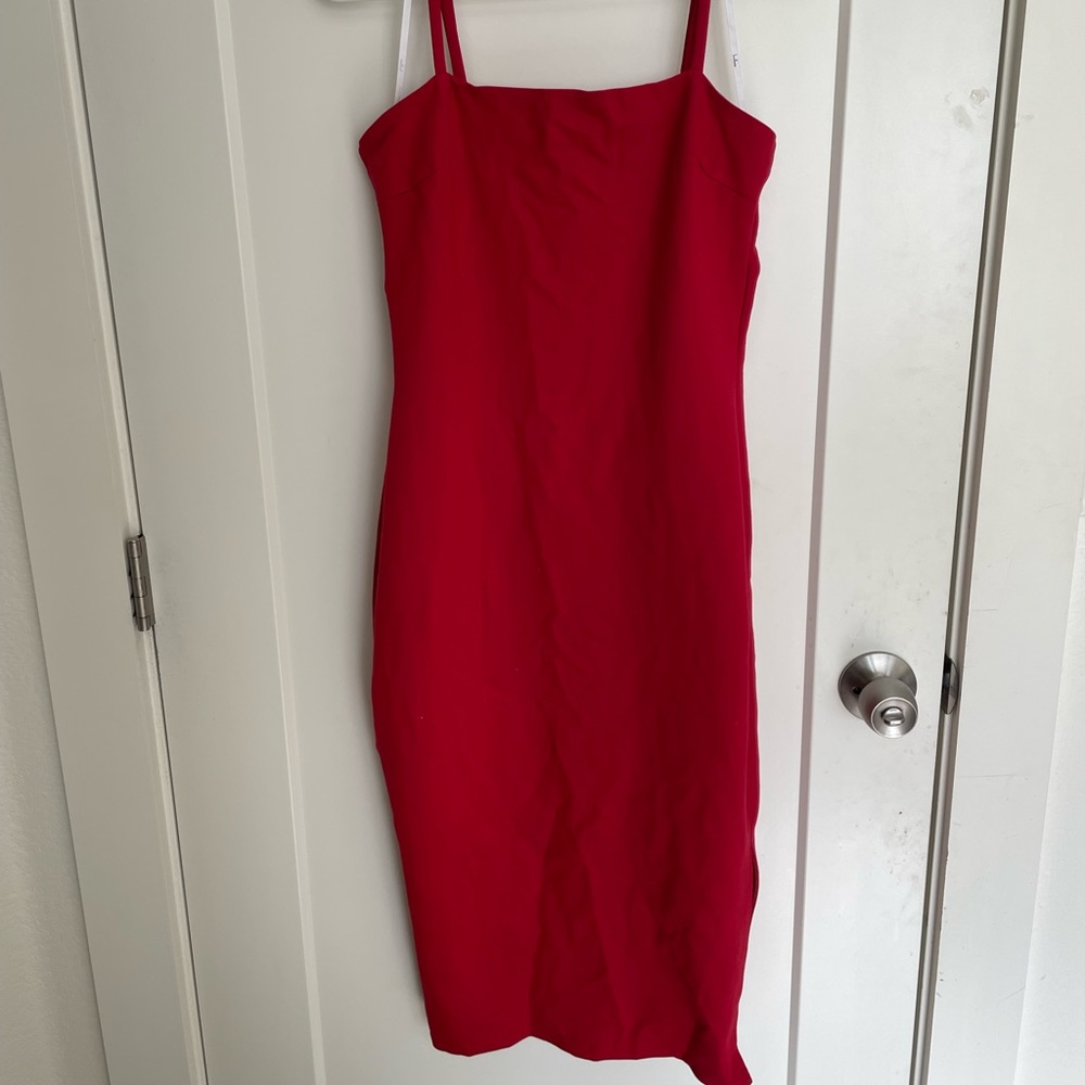 Lulus Red Bodycon Dress - NEVER WORN